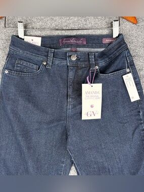 Gloria Vanderbilt Women's AMANDA Heritage Tapered Jean Portland Wash sz 4 short